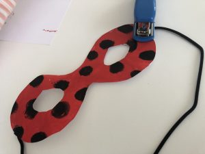 máscara de ladybug DIY