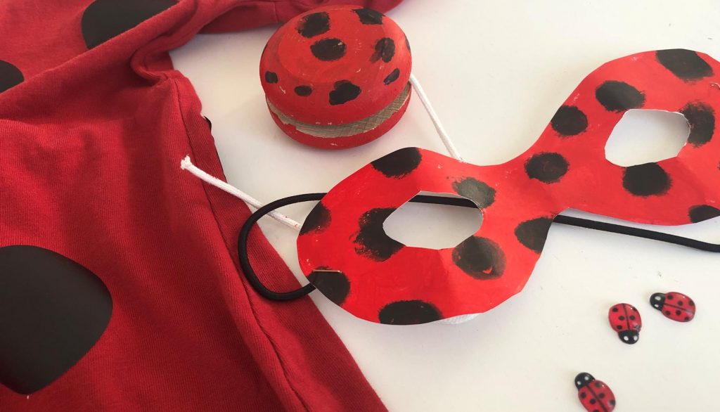 tenedor Despertar Nebu Disfraz fácil de LadyBug (y súper rápido) | Mamá y 1000 cosas más